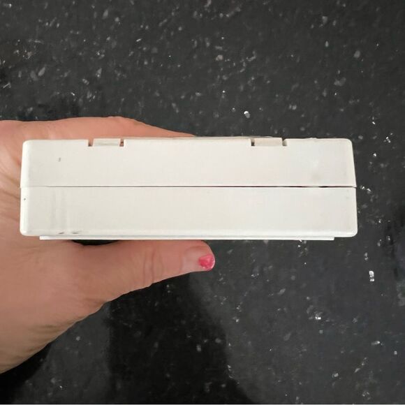 Barbie Doll Crayons 1989
Mattel With Case Built-in
Sharpener Golden 16 NEW - Picture 10 of 11